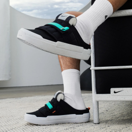 nike offline anthracite on feet