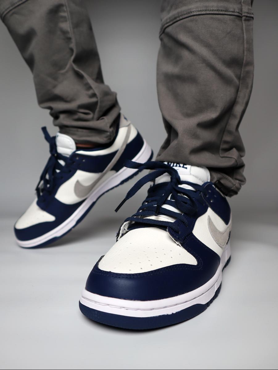 midnight navy dunks on feet