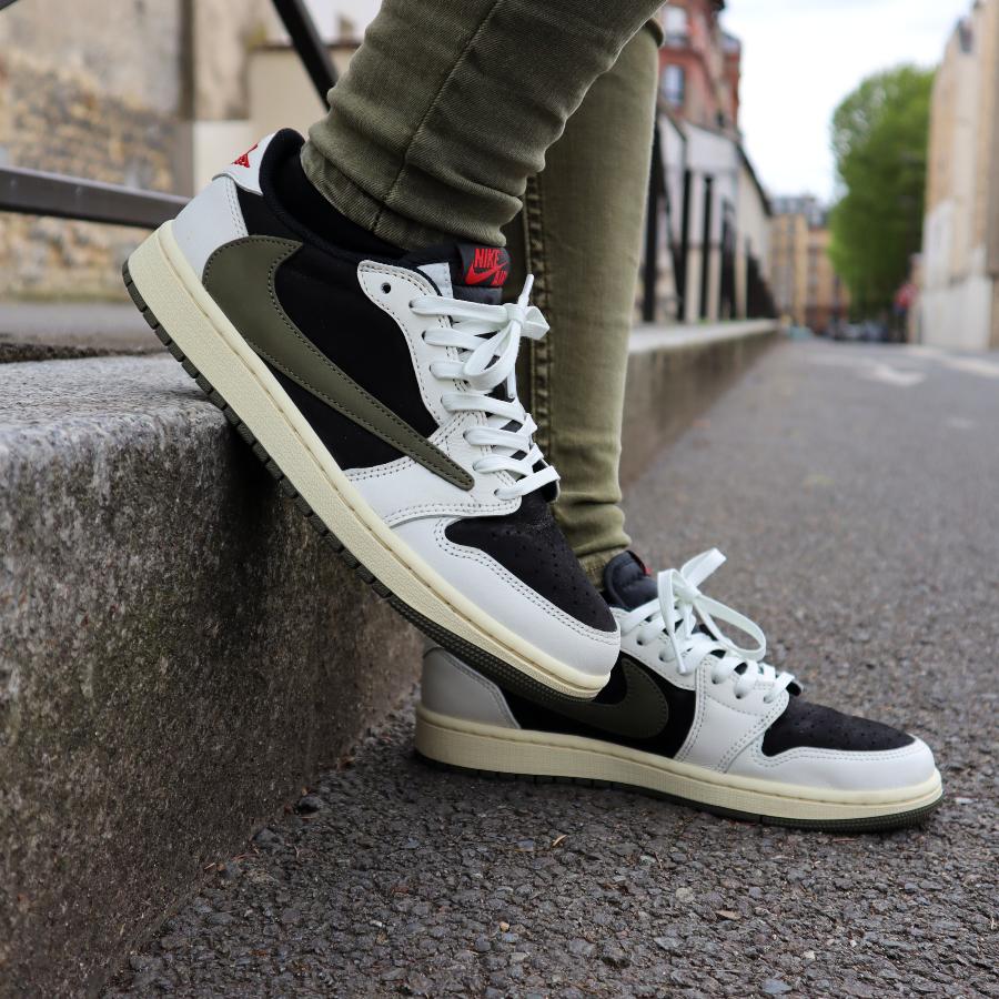 travis scott shoes womens