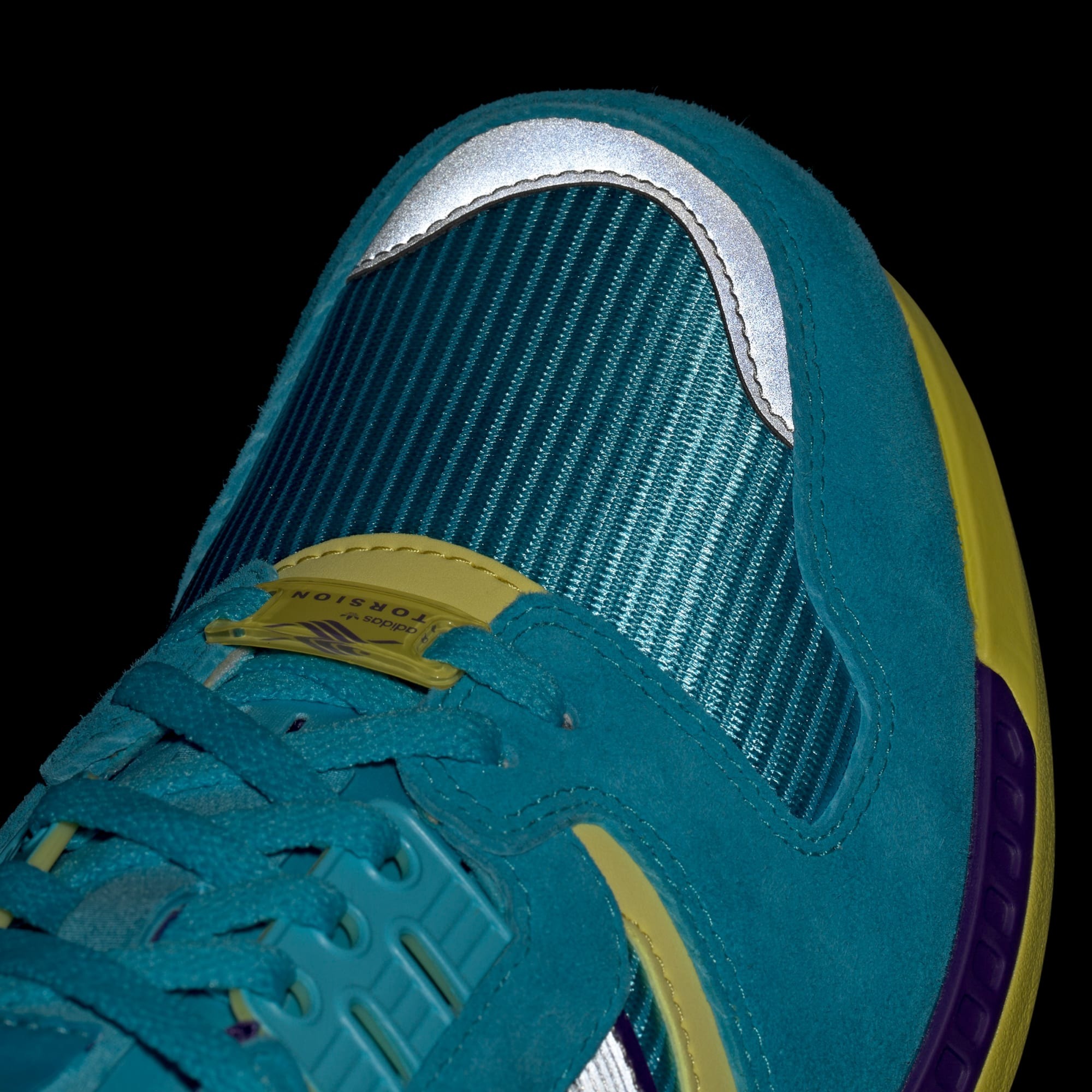 adidas Consortium ZX 8000 JC & MT Blue Glow Unity Violet JQ6739