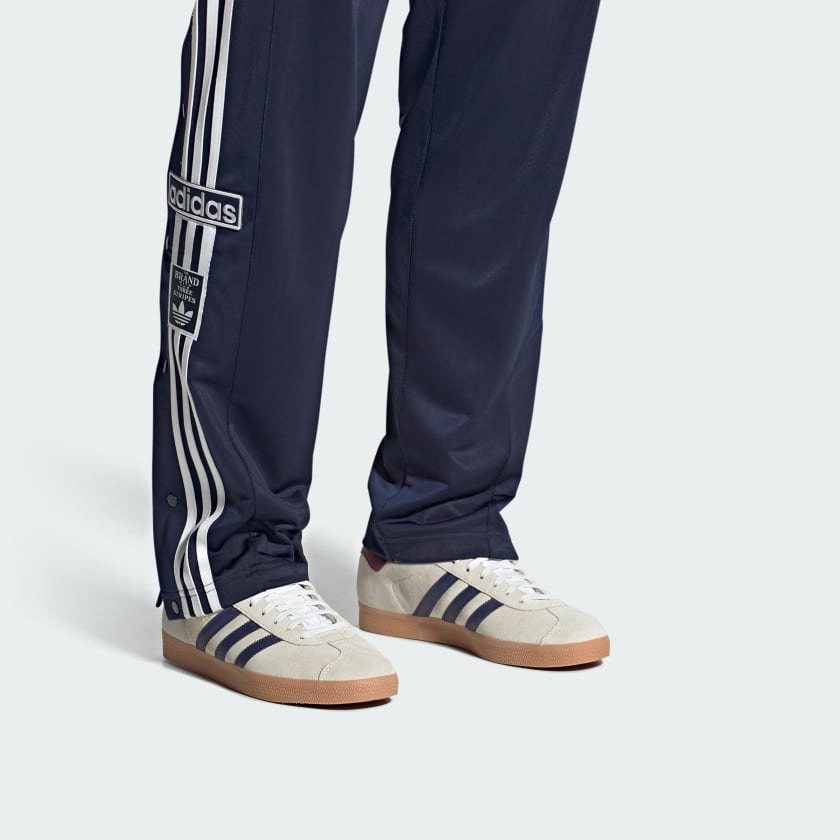 adidas Originals Gazelle Off White Dark Blue Gum IE0546 | More Sneakers