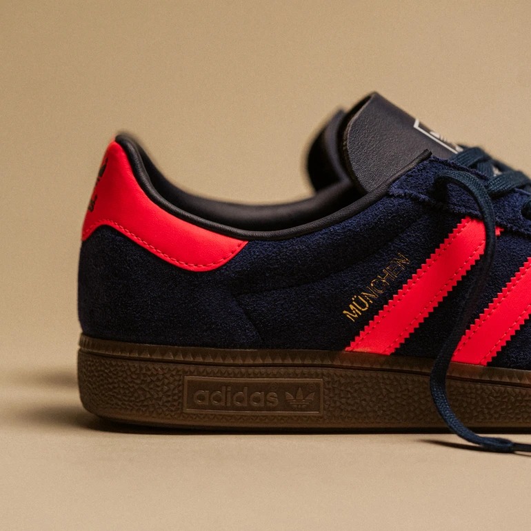 adidas gazelle silver green womens adidas Originals Wmns Muenchen - JS3990 | SNS