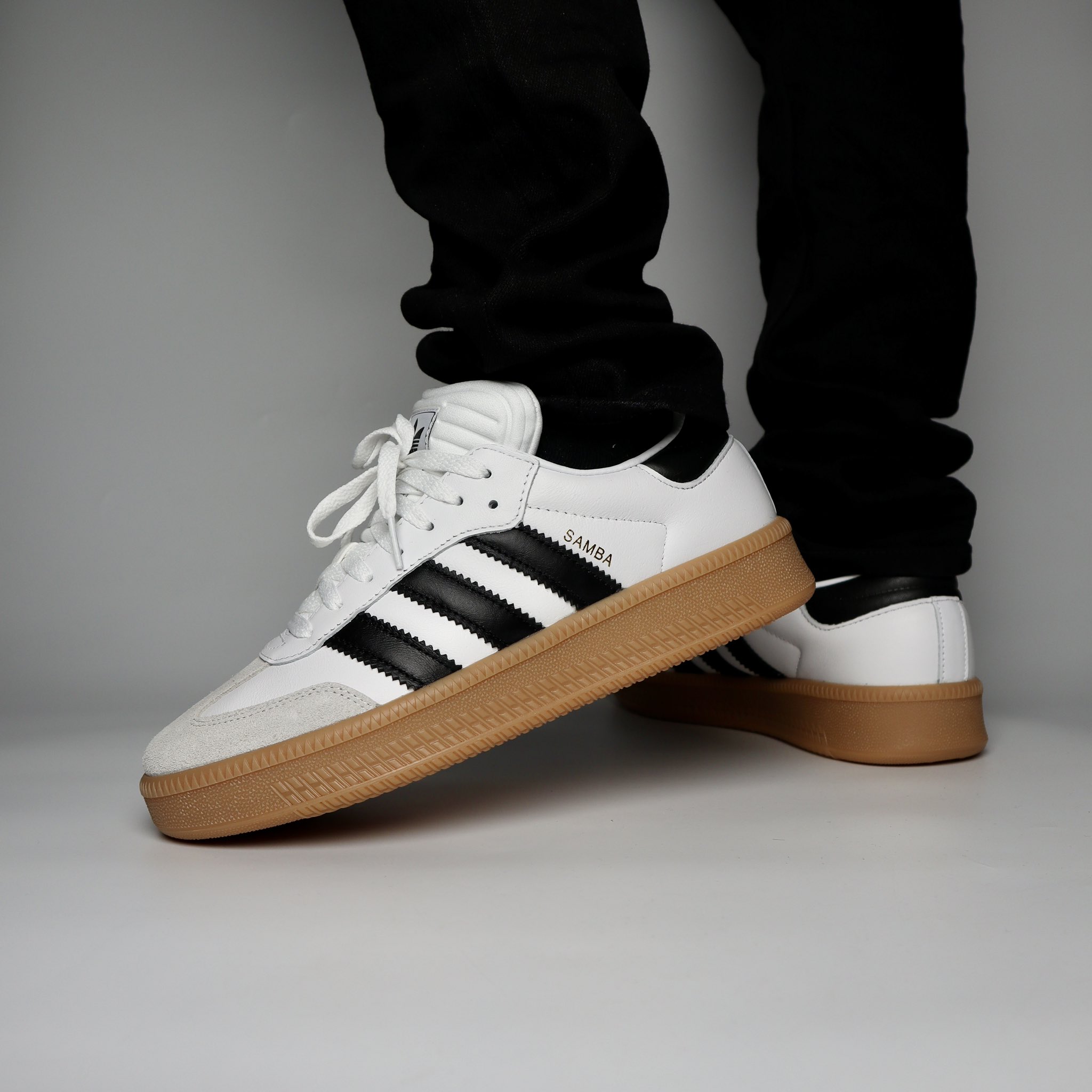 adidas gazelle silver green womens Adidas Samba XLG | Men's | Blue/White/Gum main image 1