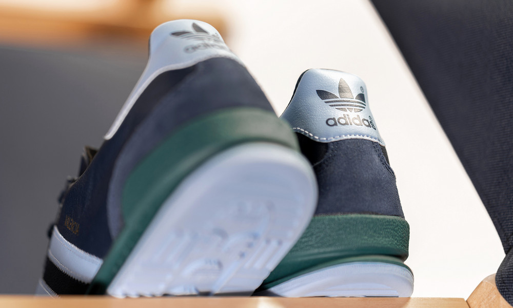 adidas Originals Valencia Collegiate Navy FX5631 | More Sneakers