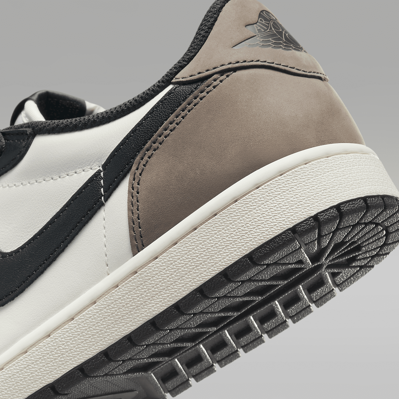 Air Jordan 1 Retro Low OG Mocha CZ0790-102 | More Sneakers