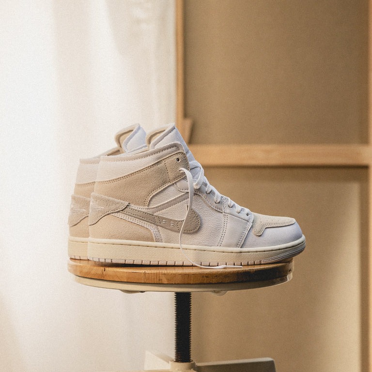 Air Jordan 1 Mid SE Craft Tech Grey DM9652-120 | More Sneakers display picture 3