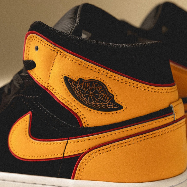 Air Jordan 1 Mid SE Fat Tongue FJ4923-008 | More Sneakers display picture 3
