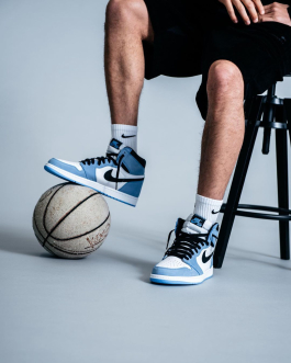 jordan 1 university blue retailers