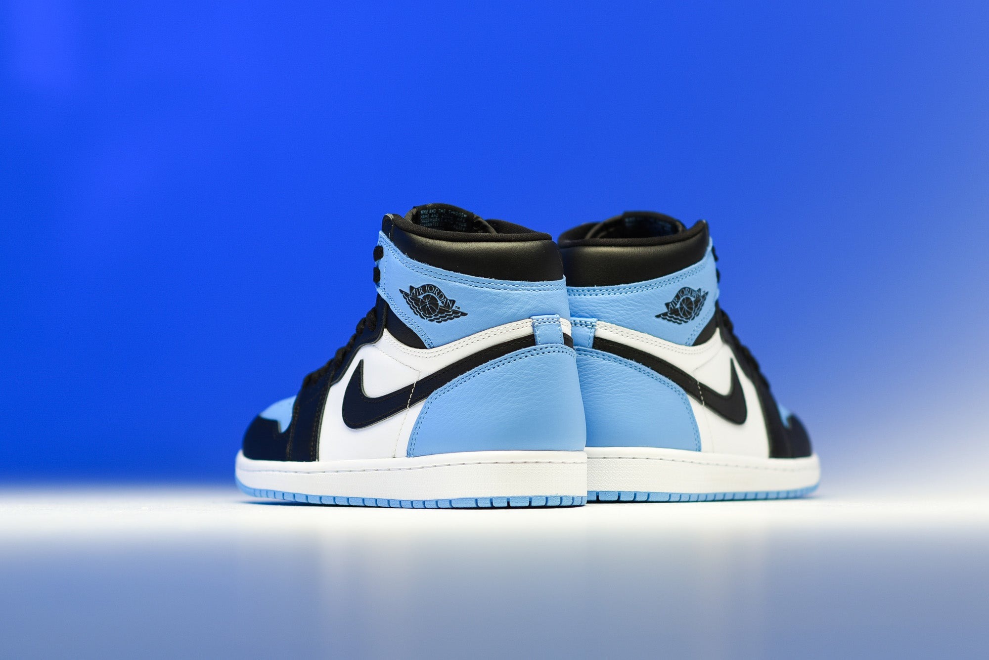 Air Jordan 1 Retro High OG University Blue UNC Toe DZ5485-400