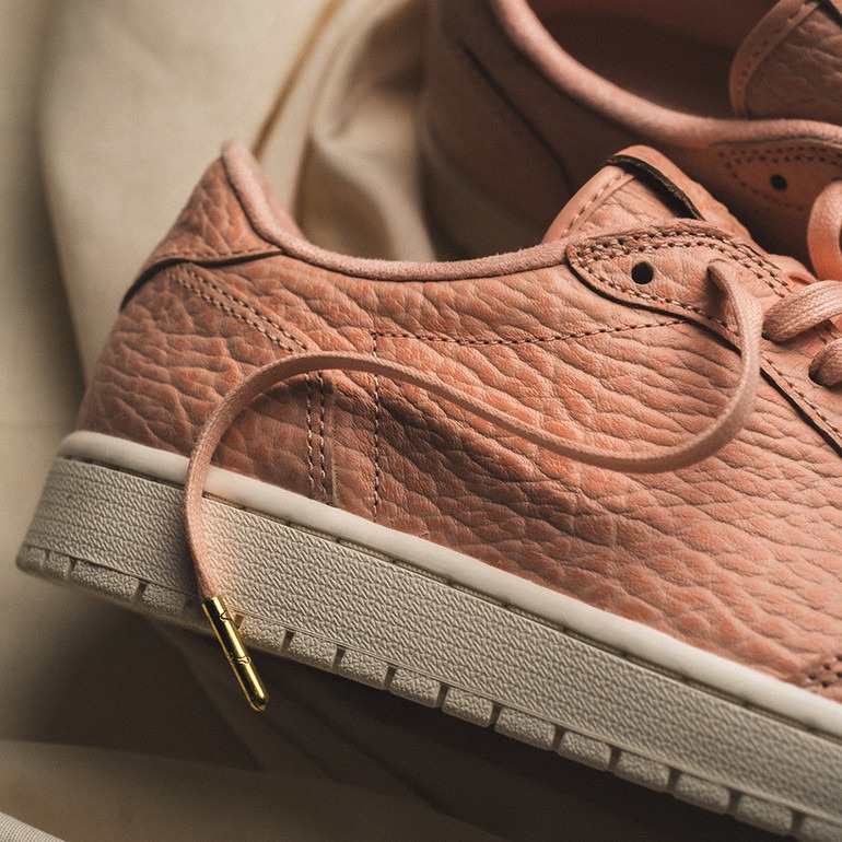 Air Jordan 1 Retro Low No Swoosh Arctic Orange 848775-805 | More