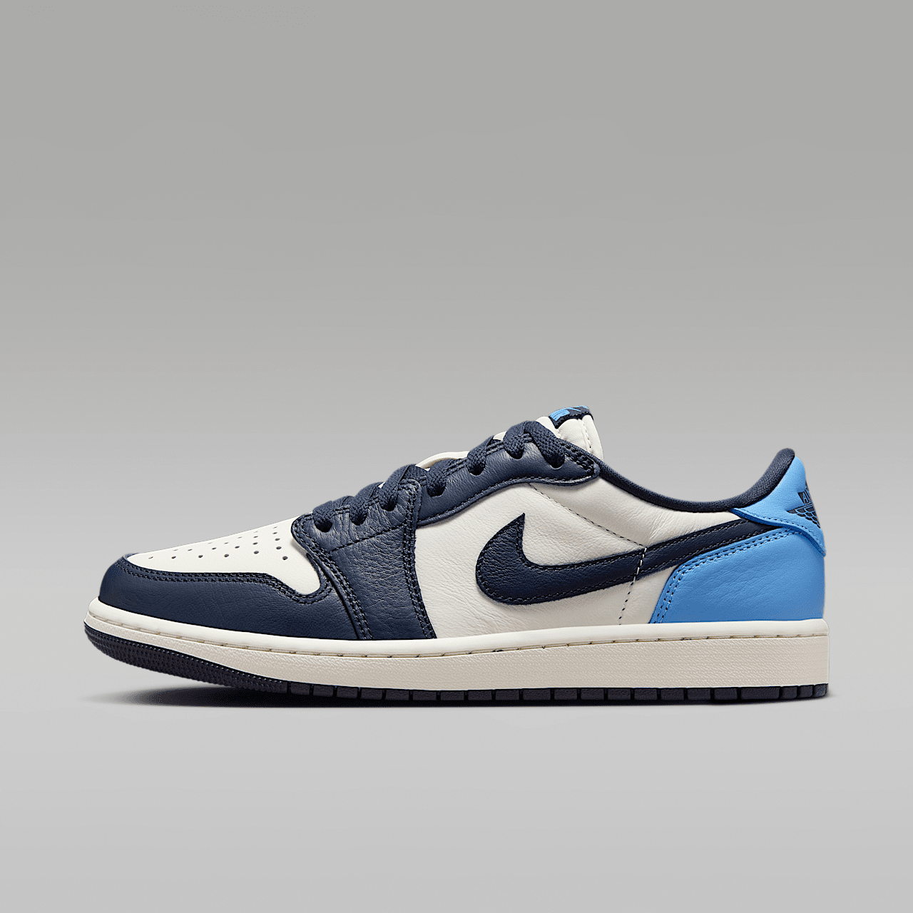 【Nike】Jordan 1 Low Obsidian CZ0790 400 Nike Air Jordan 1 Low OG Shoes Obsidian Blue Sail CZ0790-400