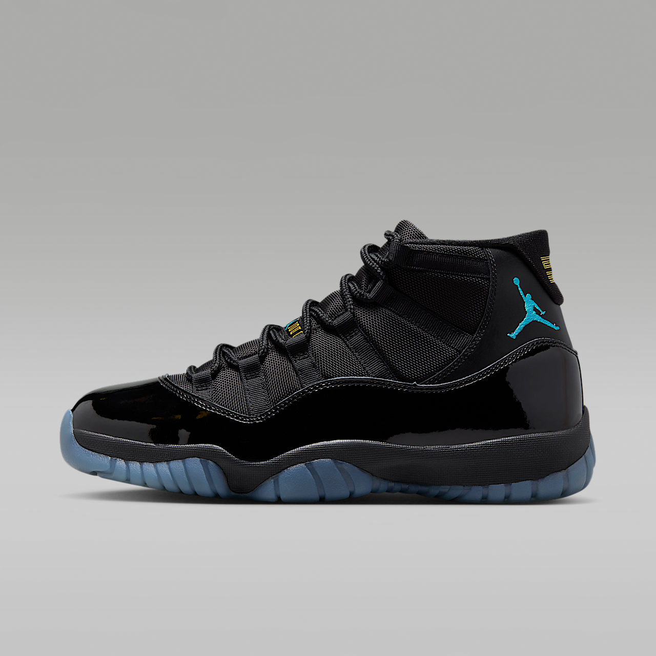 air jordan 11 retro clear black