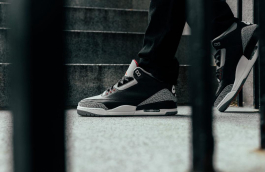 air-jordan-3-retro-black-  display picture 1