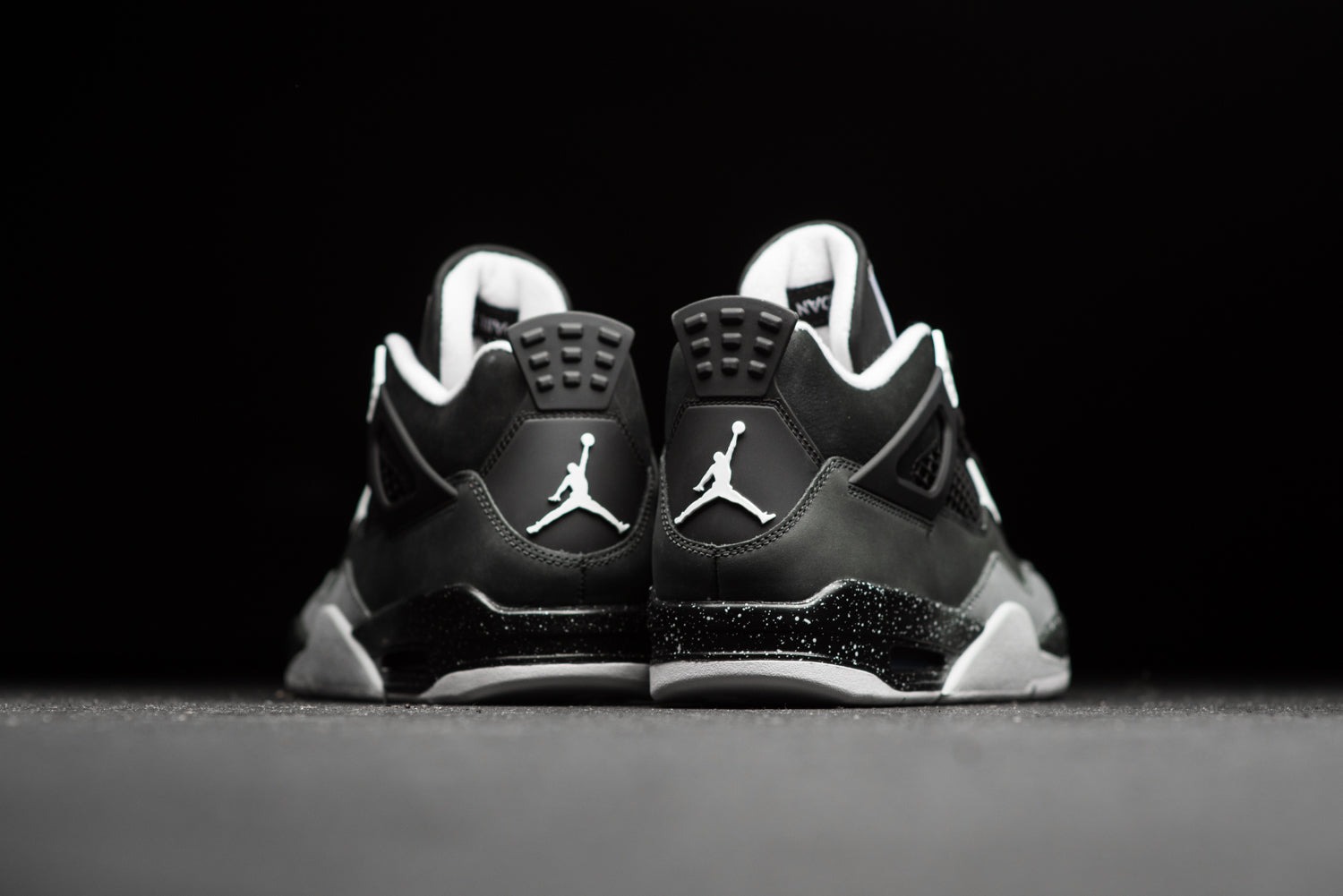 Air Jordan 4 Retro Fear ブラック/ホワイト Brand New Nike Air Jordan 4 Retro Fear Black White FQ8138
