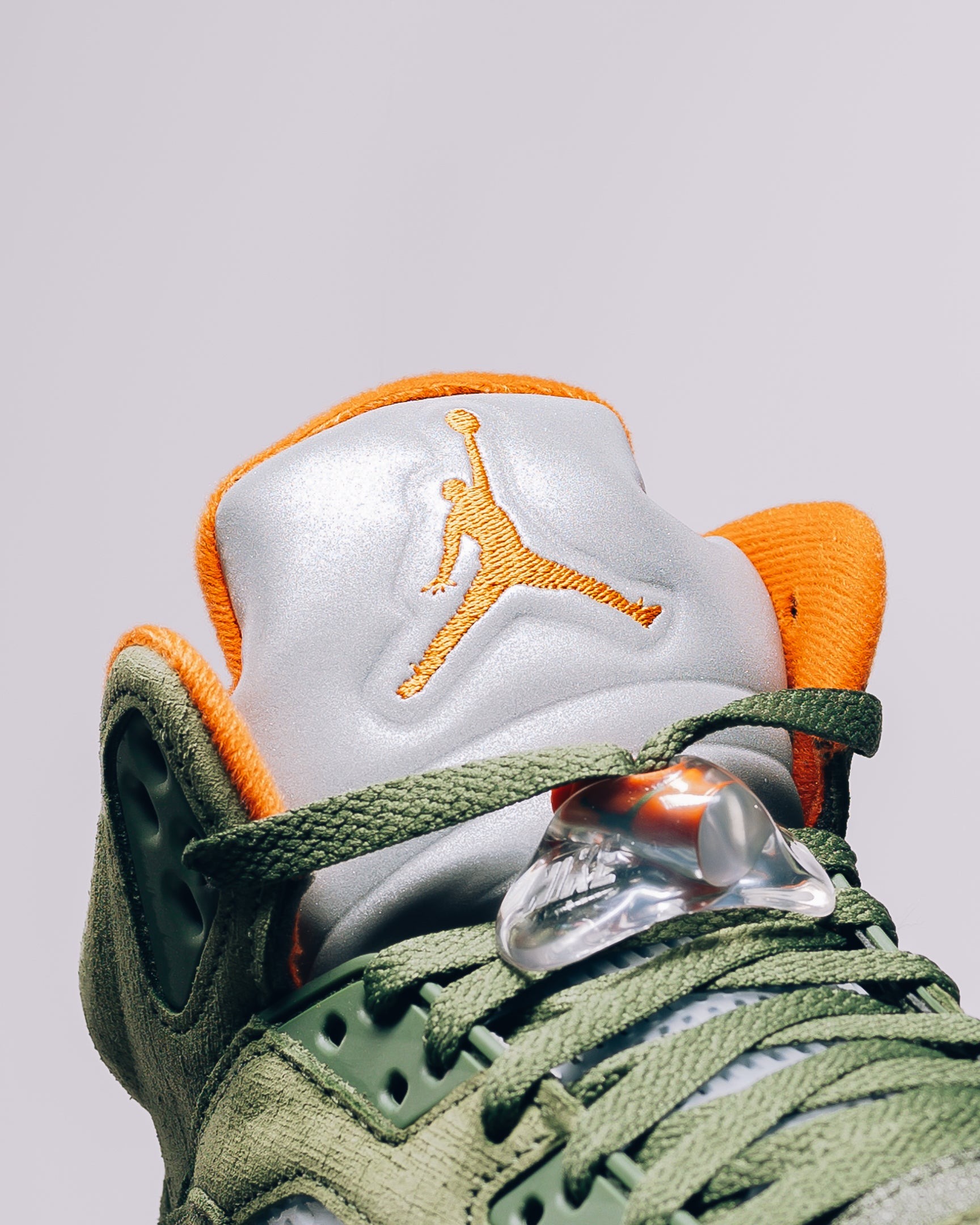 Air Jordan 5 RETRO DD0587-308 オリーブ　28cm Air Jordan 5 Retro Olive 2024 DD0587-308 | More Sneakers