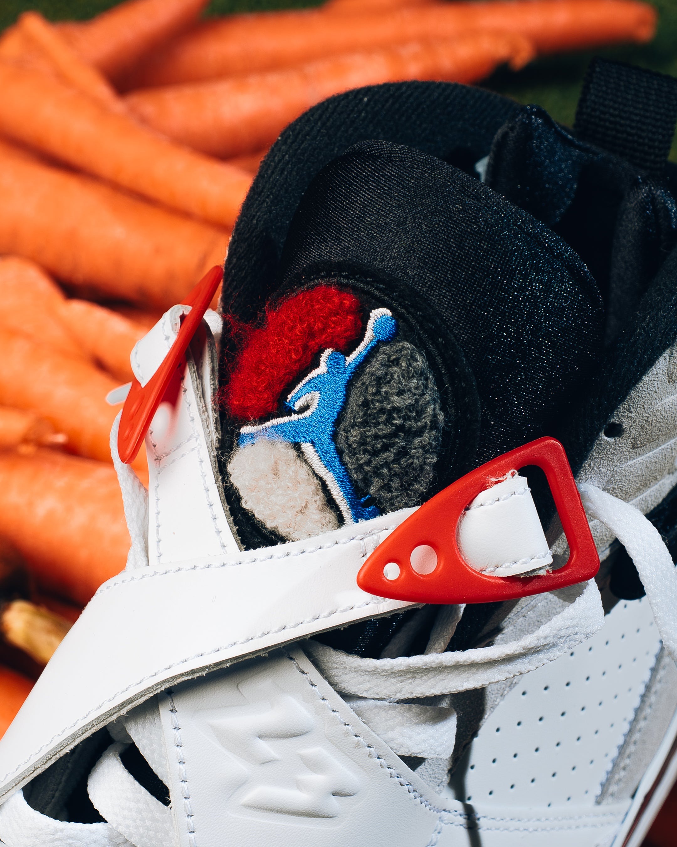 Nike Air Jordan 8 Retro OG Bugs Bunny (2025) 28cm 305381-100 