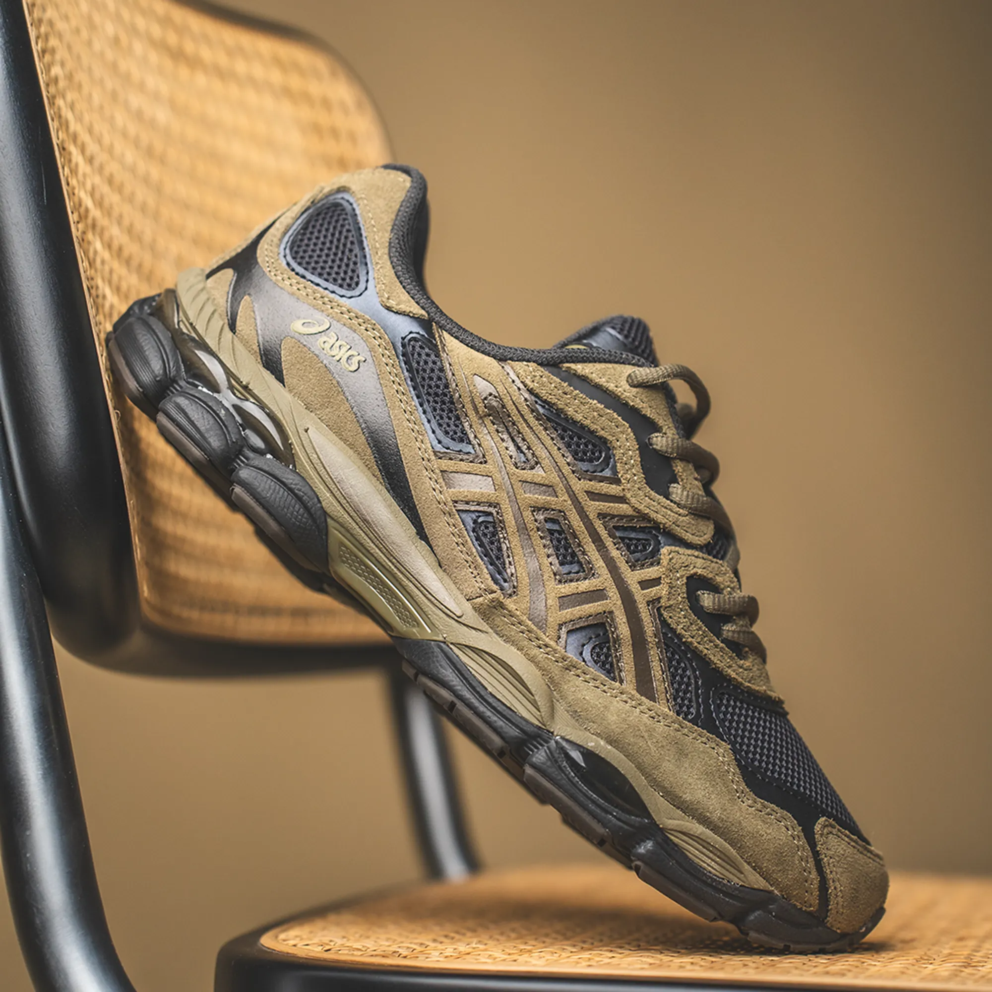 Asics Gel-NYC Loden Green Graphite Grey 1203A383-303 | More Sneakers