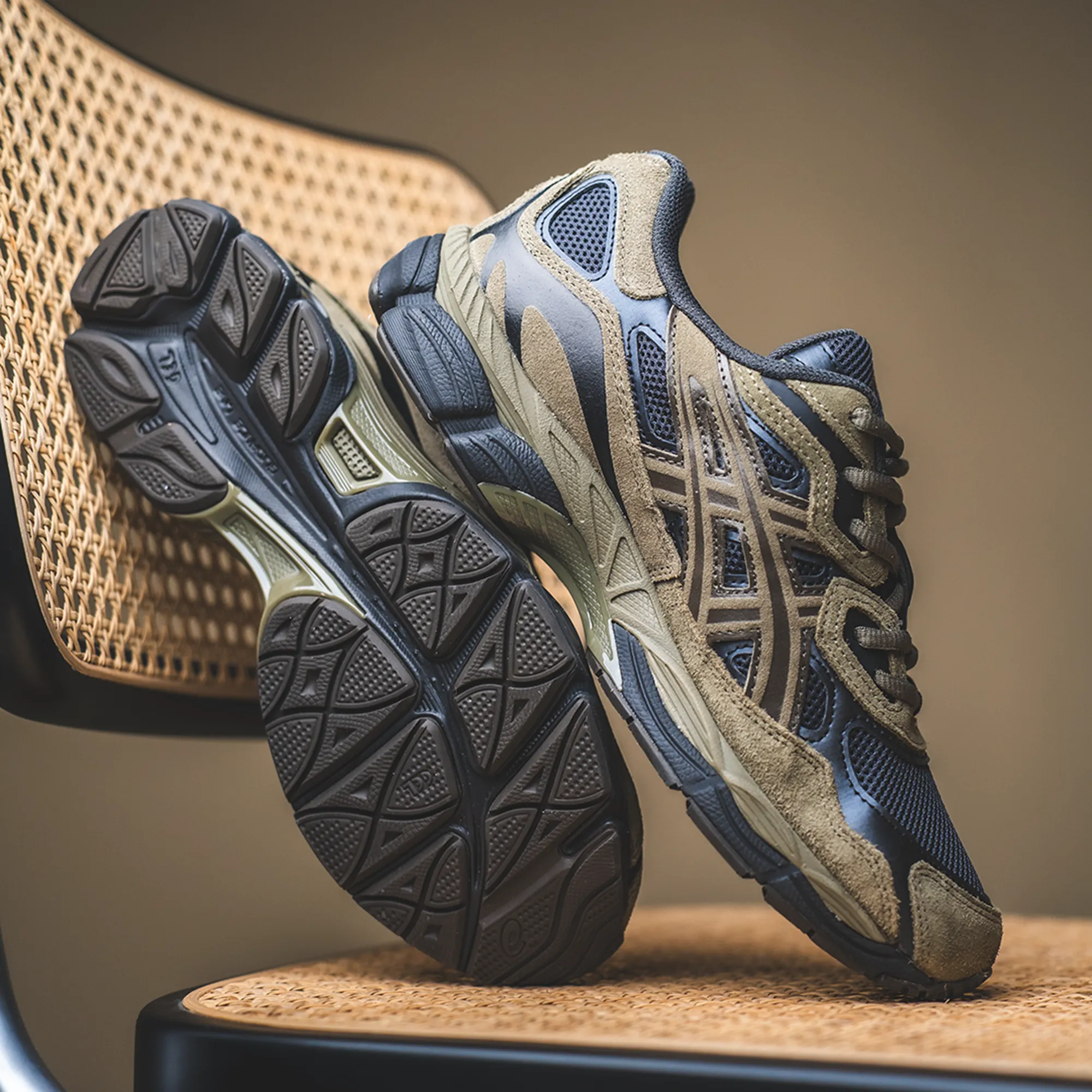 Asics Gel-NYC Loden Green Graphite Grey 1203A383-303 | More Sneakers
