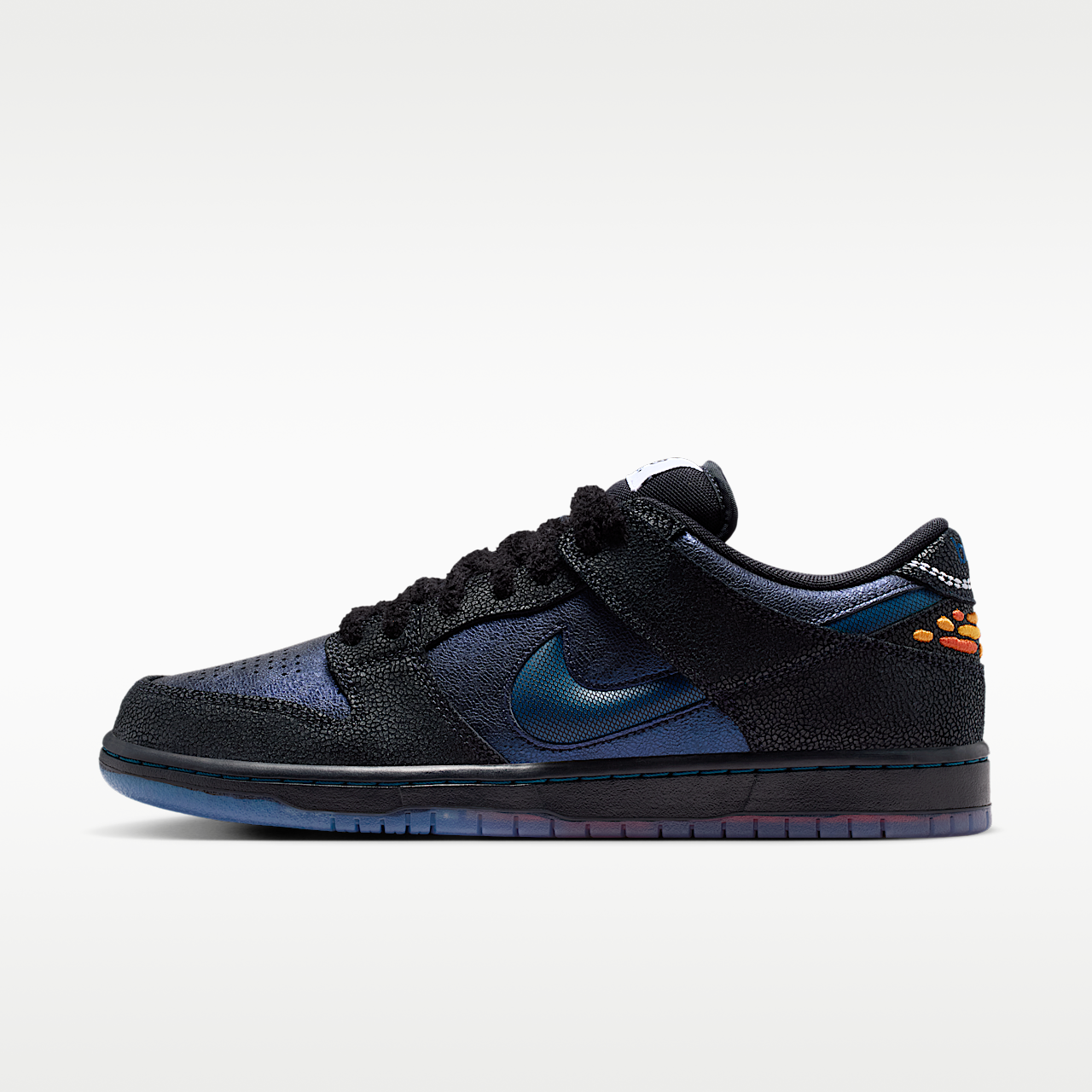 Bluetile x Nike SB Dunk Low Monarch Butterfly IQ1323-001 | More 