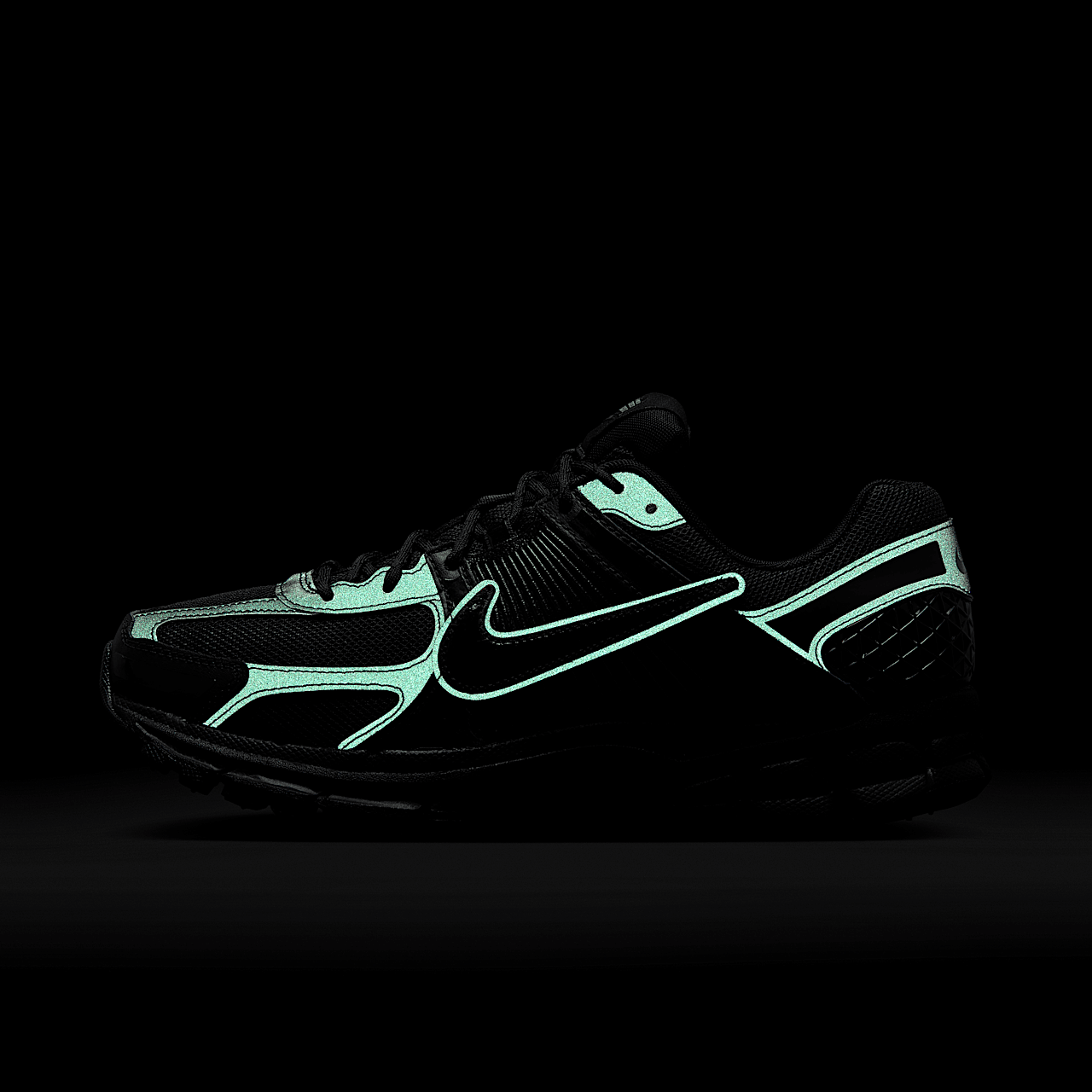 dover-street-market-x-nike-