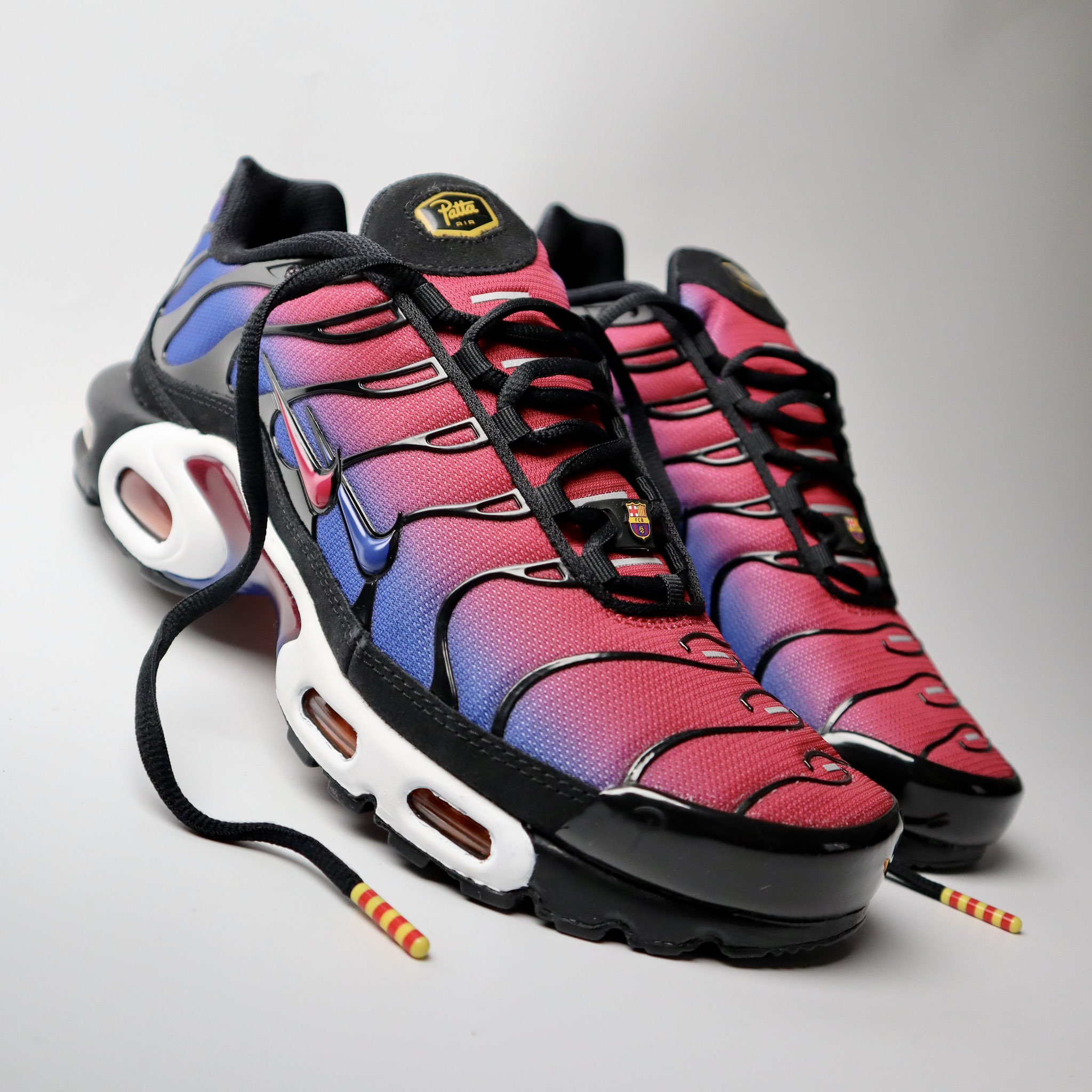 F.C. Barcelona x Patta x Nike Air Max Plus Culers del Món FN8260