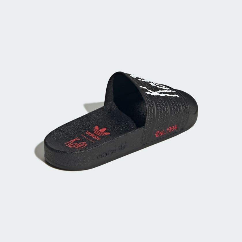 ★adidas originals x KoRn★コラボ★ADILETTE SLIDES★追跡可 Adidas x Korn Adilette Slides | Mens 6 / Womens 7 | Stickers