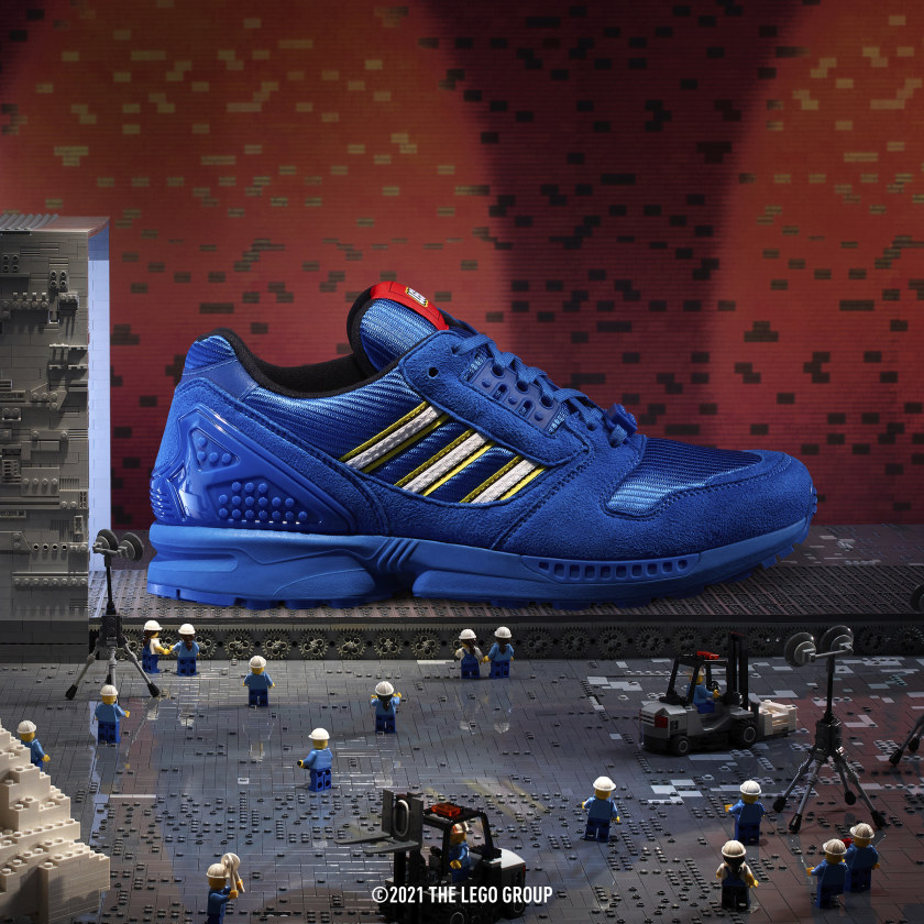 Lego x adidas Originals ZX 8000 Bright Royal FY7083 | More
