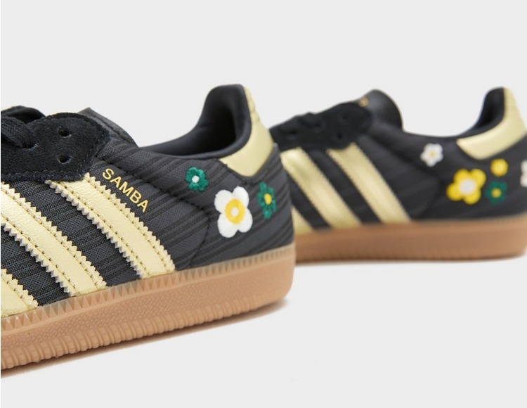 adidas gazelle silver green womens adidas Samba OG x Liberty London Shoes White 6 main image 0