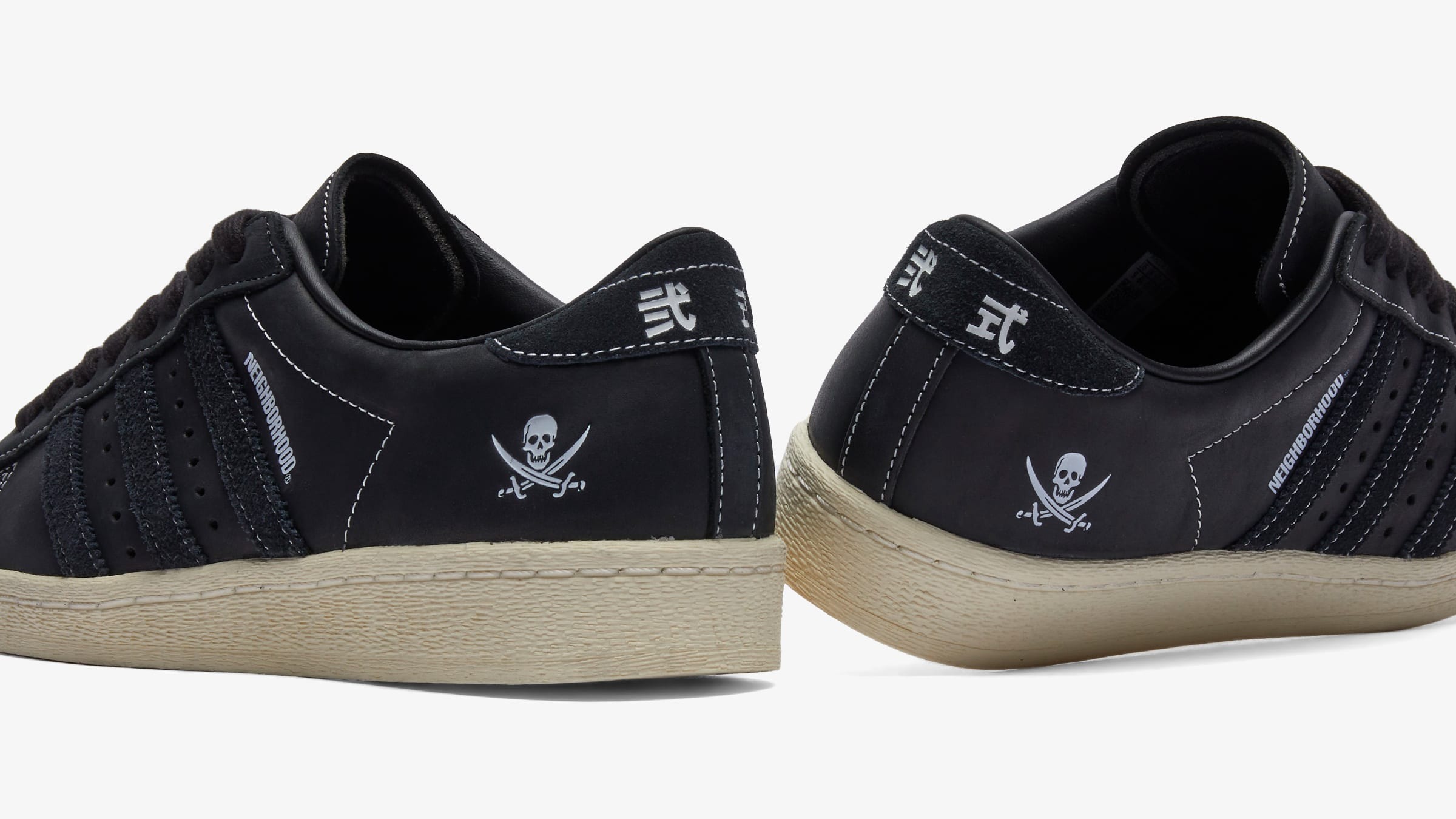 NEIGHBORHOOD × adidas Originals Superstar 2005 Core Black eyJidWNrZXQiOiJic3RuLWltYWdlLX