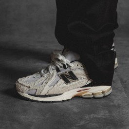New Balance 1906D Protection Pack Reflection Black M1906DC | More 