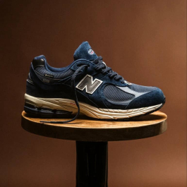 New Balance 2002R GORE-TEX Navy Vintage Indigo M2002RXF