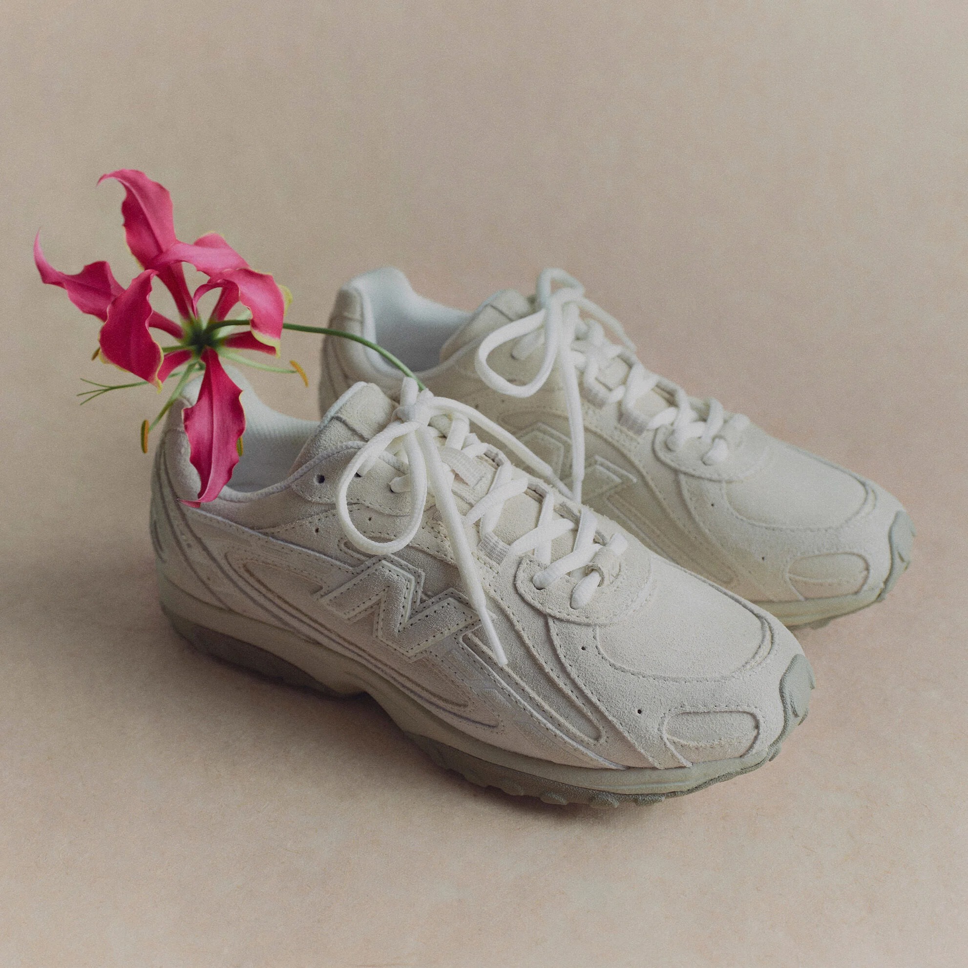 23cm New Balance 204L Timberwolf