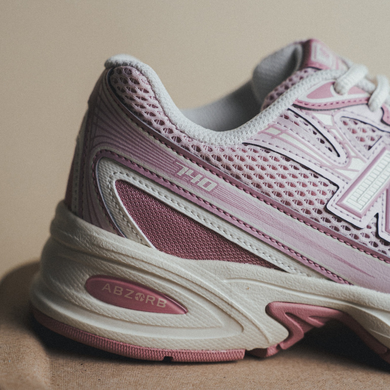 New Balance 740v2 U740PP2 Sneakers Men\'s 6.5 Pink Taffy Lifestyle Shoes MEW1597 New Balance 740 Pink Taffy U740PP2 | More Sneakers main image 2