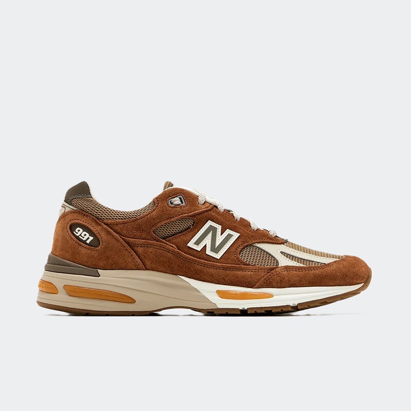 New Balance 991v2 Black London Marathon Edition - Made in UK