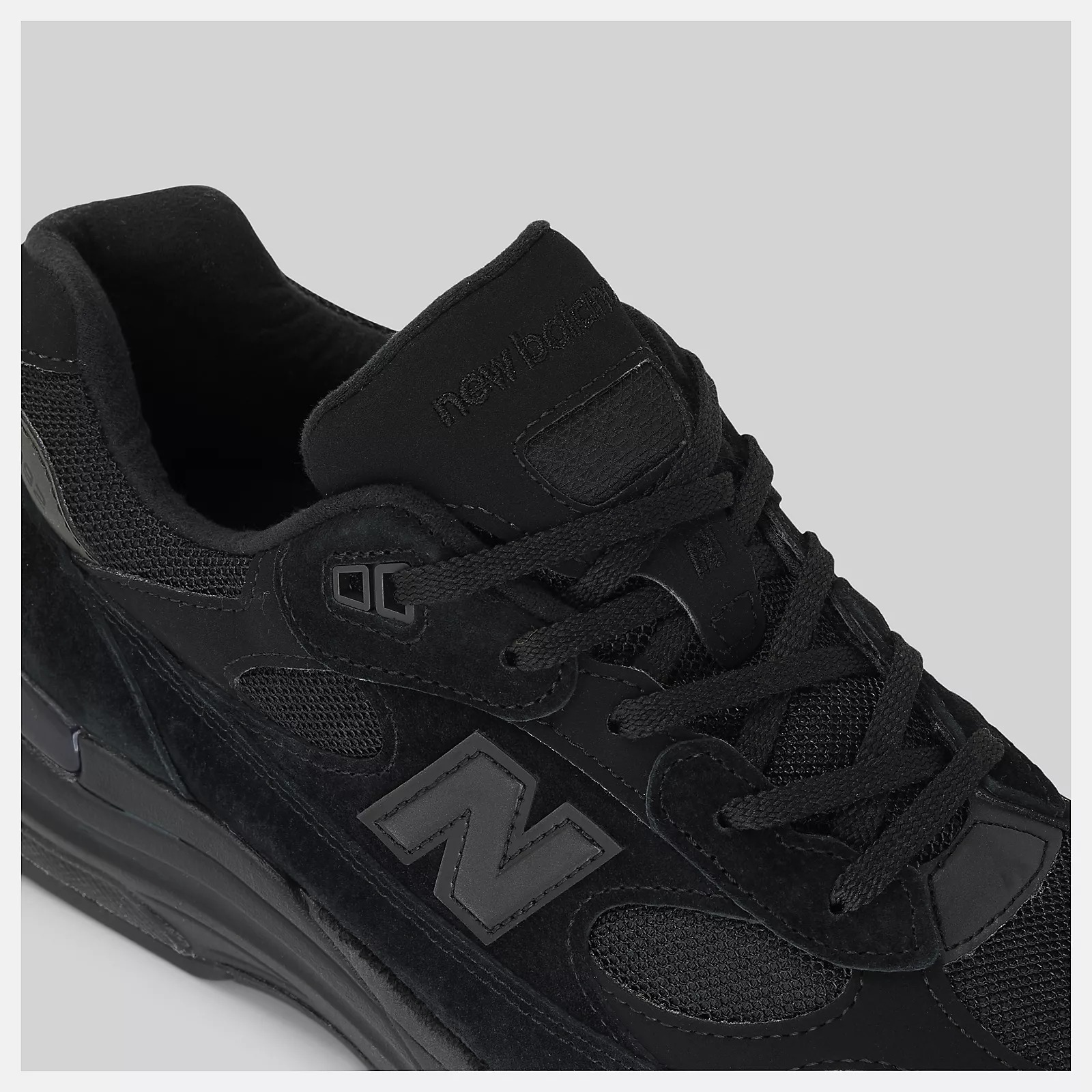 New Balance 992 Triple Black - Made in USA U992TB | More Sneakers