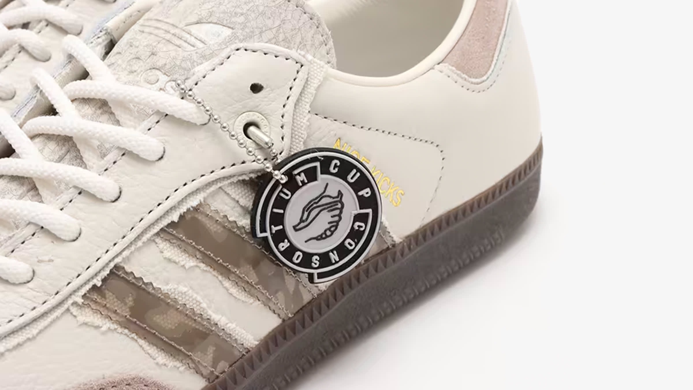 adidas gazelle silver green womens adidas IE0172 Nice Kicks Samba OG Mens Lifestyle Shoe main image 1