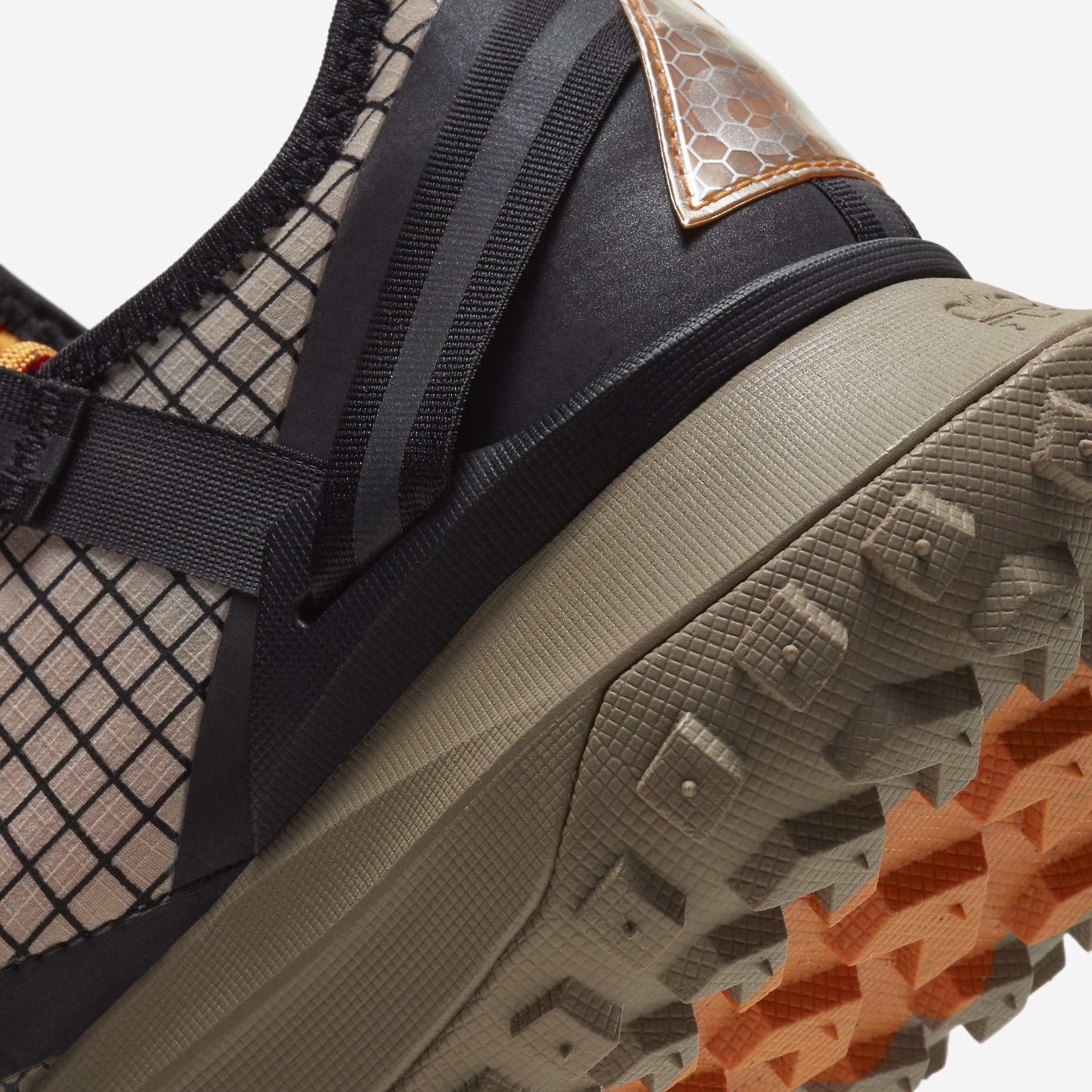 nike acg fossil stone