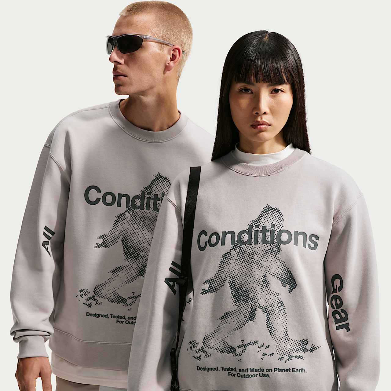 Nike ACG Therma-FIT Pullover Crew-Neck Sweatshirt Tuff Fleece 