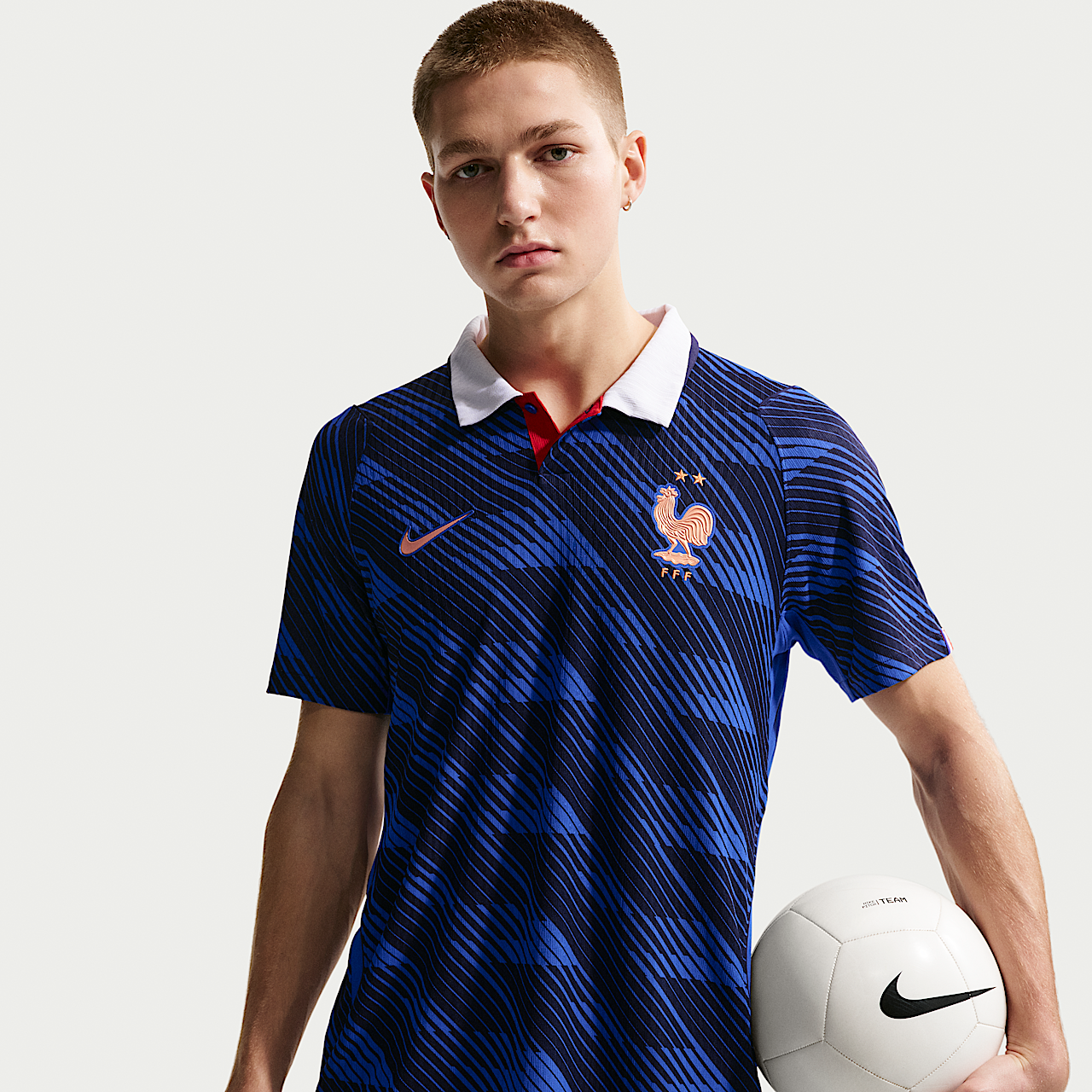 Nike Aero-FIT Football Authentic FFF 2026/27 Match Home Jersey