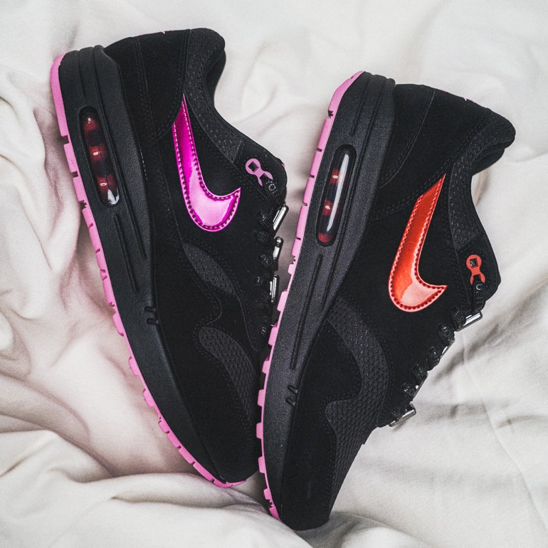 Nike Air Max 1 Valentines Day Black 2025 HV2302-001 | More  display picture 1