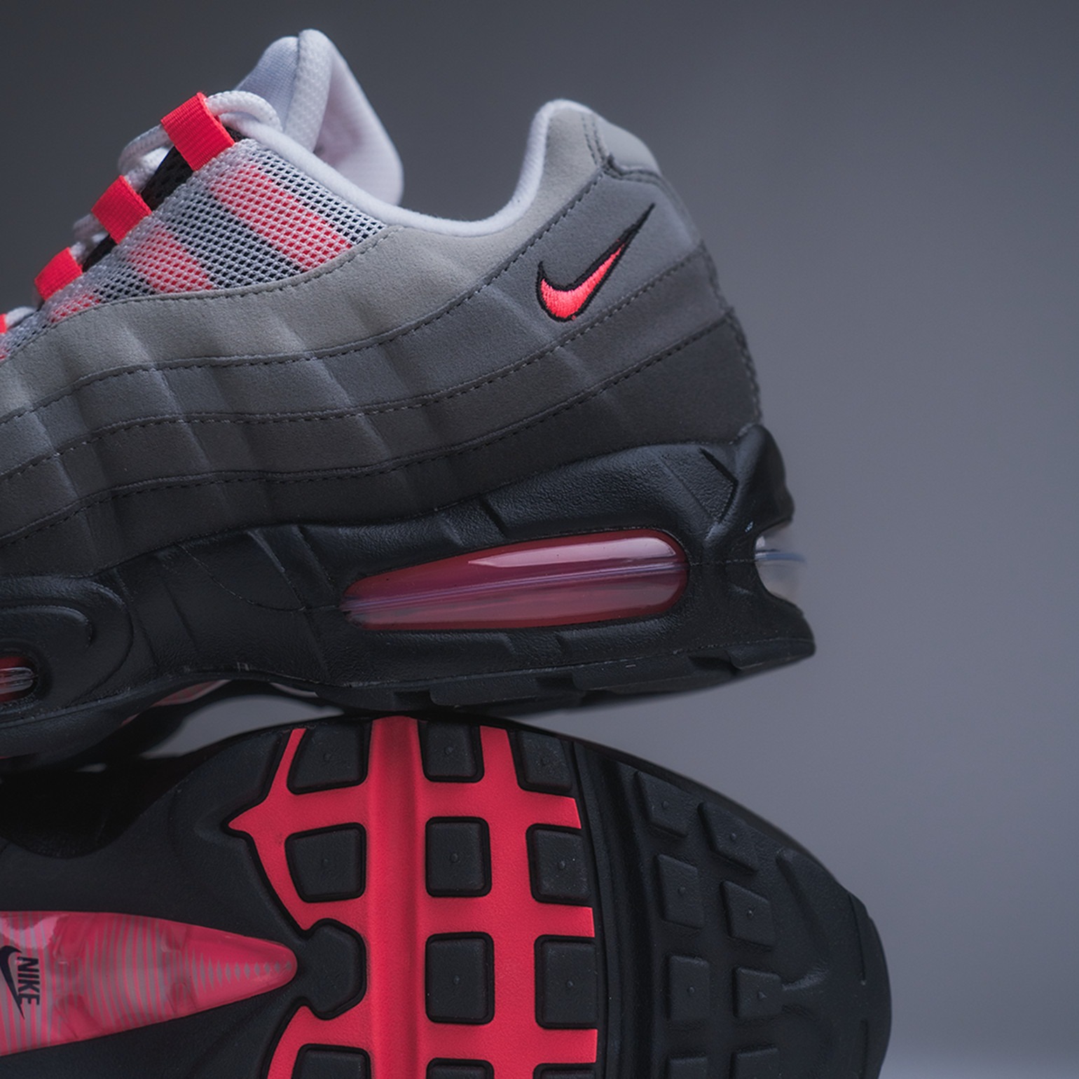 靴 AirMax95 Big Bubble \"MediumAsh/SolarRed\" Nike Air Max 95 Big Bubble Mens Lifestyle Shoes Black Solar