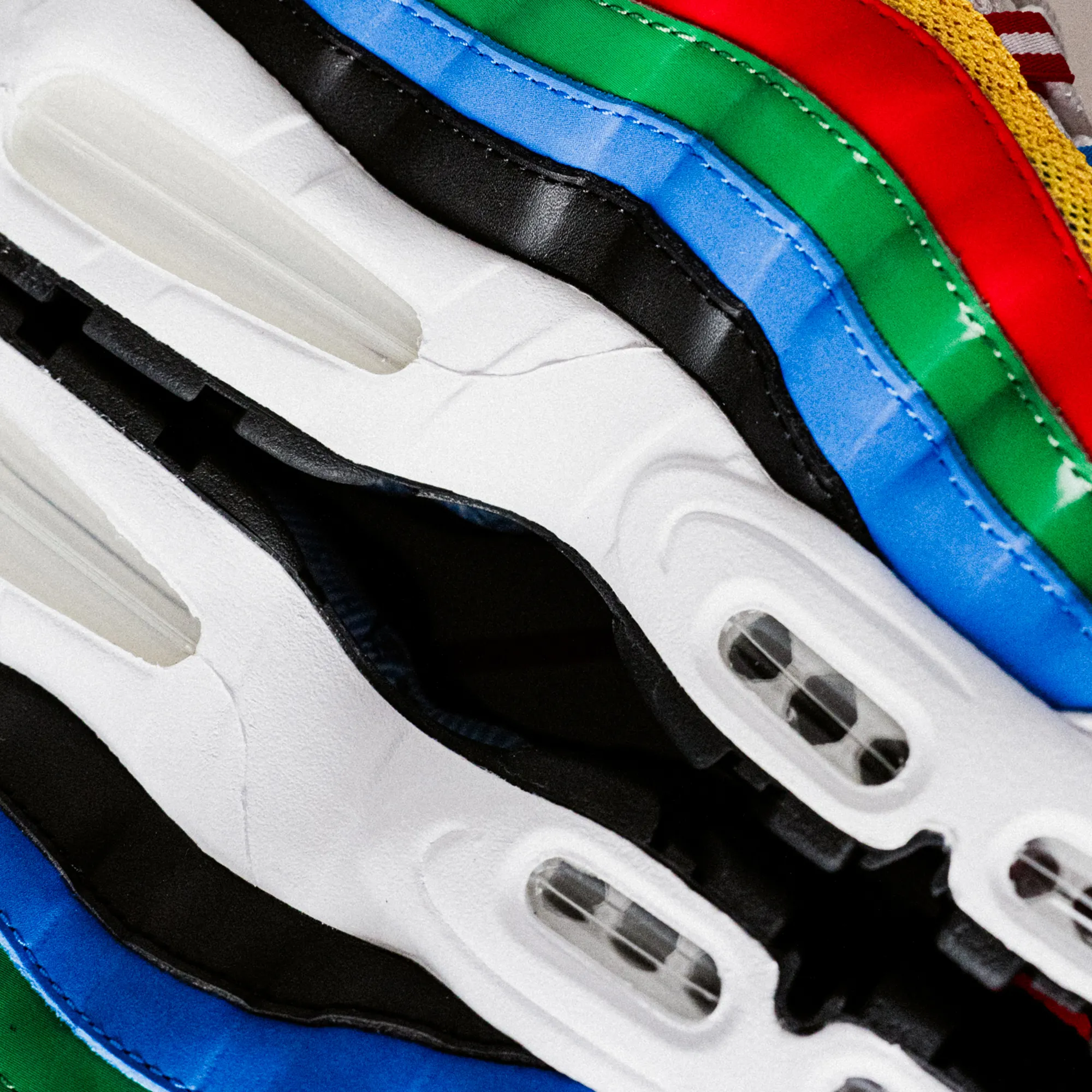 Nike Air Max 95 Big Bubble Premium Olympic 2026 IB7872-100 | More