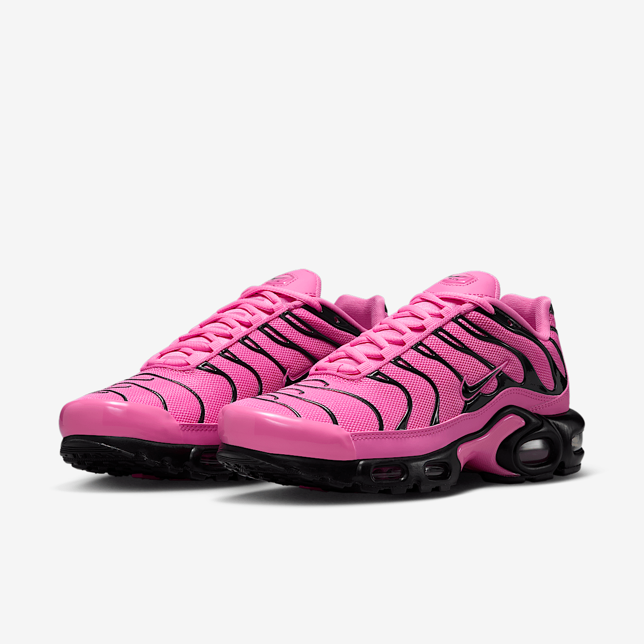 nike-air-max-plus-se-playful-