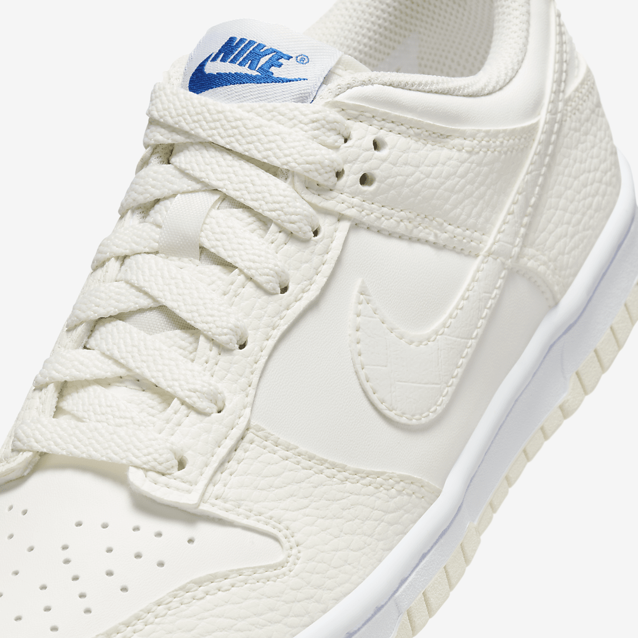 nike dunk white game royal