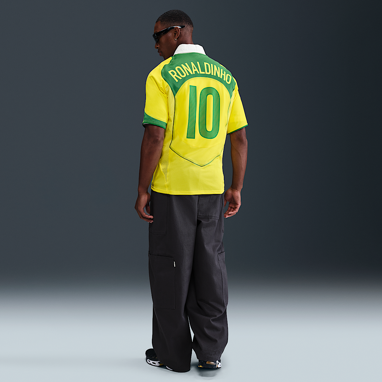 ウェア Ronaldinho Nike Football Ronaldinho Brazil 2004 Total 90 Reissue