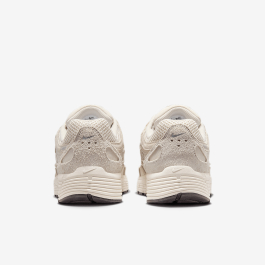 Nike P-6000 SE (Bowerman Series) - Scarpe Uomo - Marrone Orewood Chiaro - Ispirate A Pegasus 25 E 2006