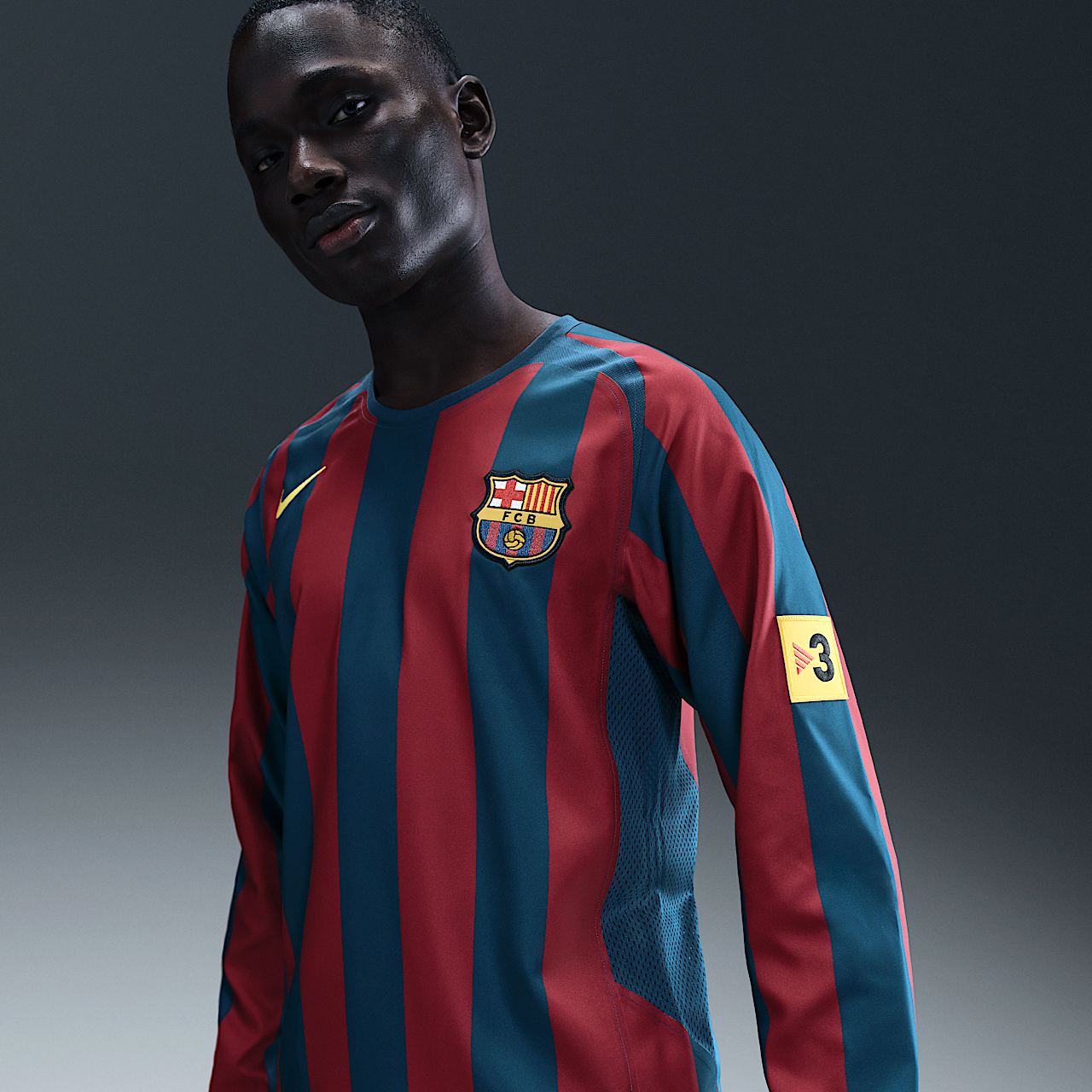 Nike Ronaldinho FC Barcelona 2005/06 Reissue Soccer Replica Long