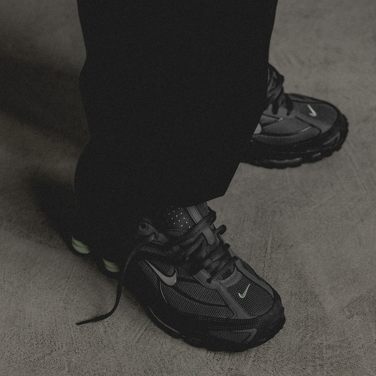 【NIKE】 Shox Ride 2 Iron HV2540-001 Nike SHOX RIDE 2 - Anthracite/Jade Horizon/Iron Grey HV2540