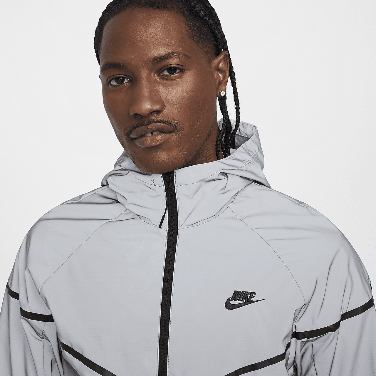Nike Tech Woven Flash Jacket Reflect Silver Black FZ7585-035 