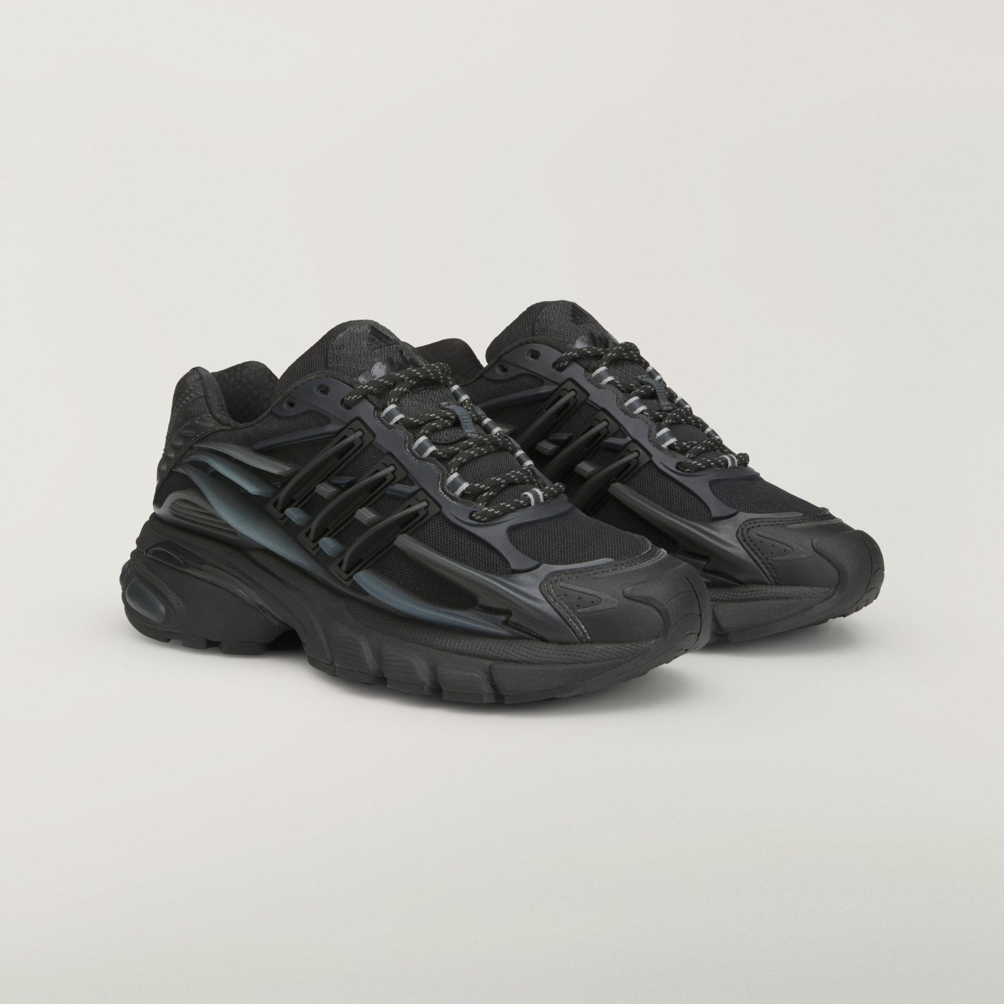 Pharrell Williams x adidas Adistar Jellyfish Triple Black KJ3841 